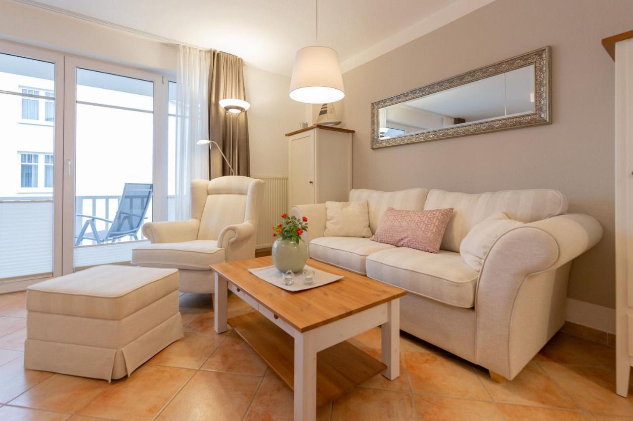 Ferienwohnung Sonnenblume Baabe Esterno foto